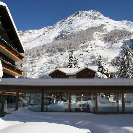 Typically Swiss Hotel Taescherhof Zewnętrze zdjęcie