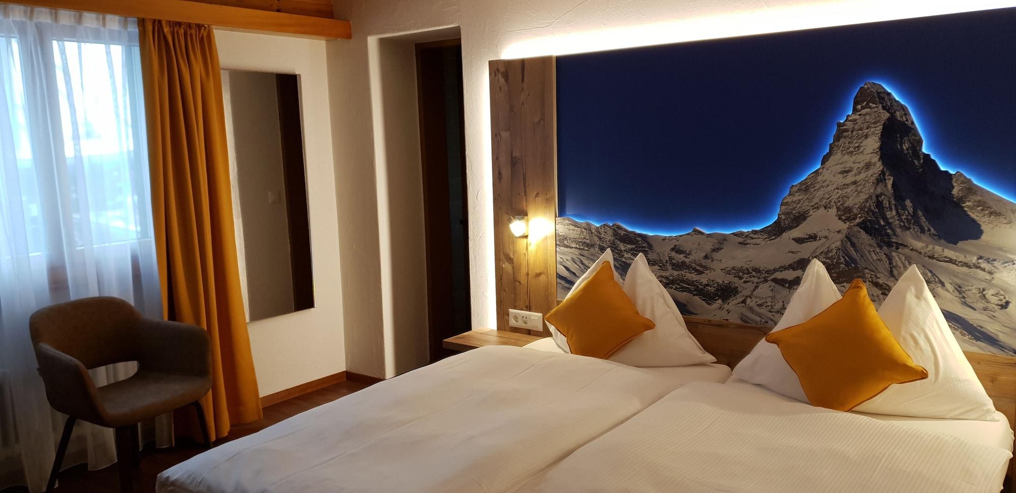 Typically Swiss Hotel Taescherhof Zewnętrze zdjęcie